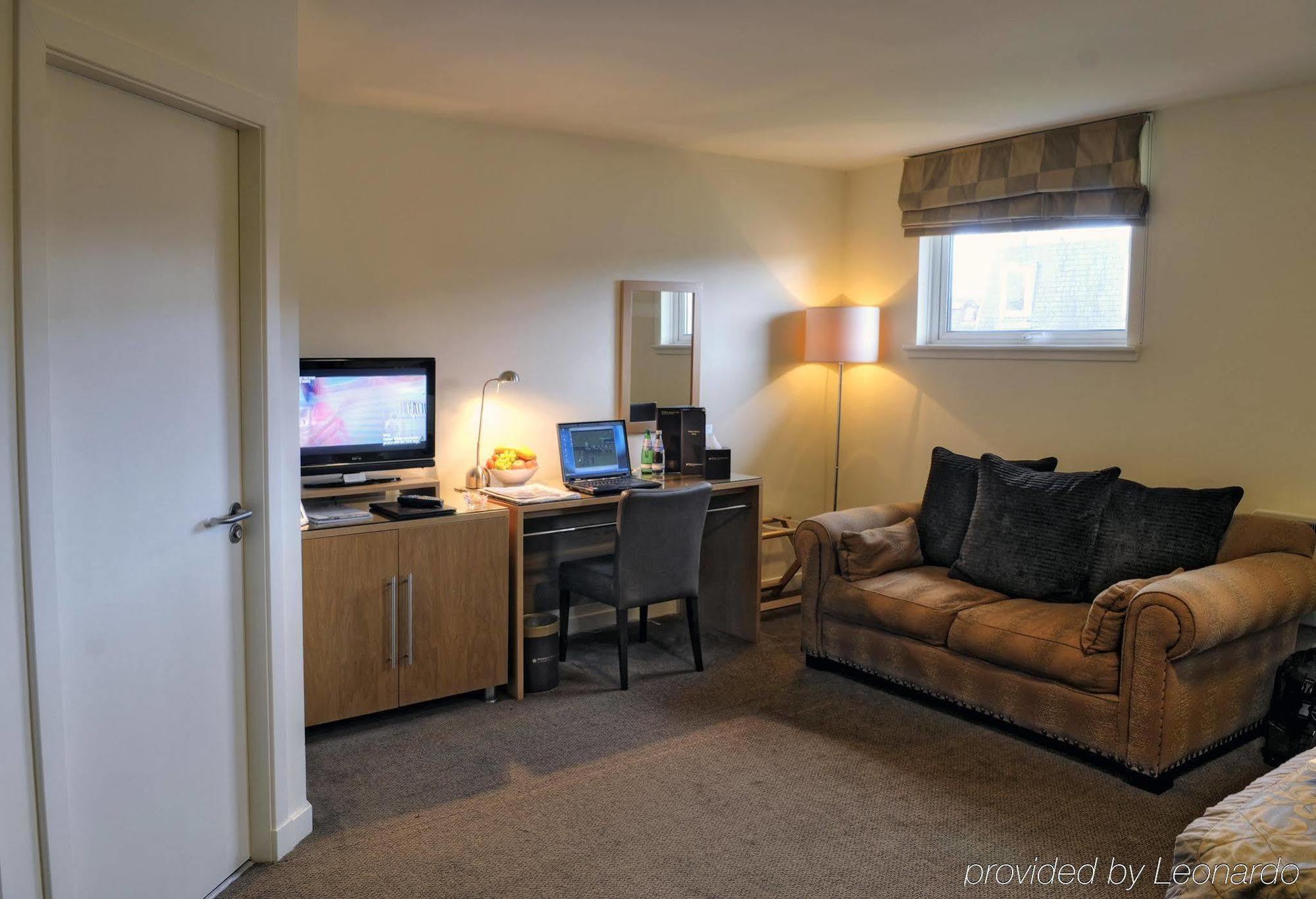 Western House Hotel At Ayr Racecourse Eksteriør bilde